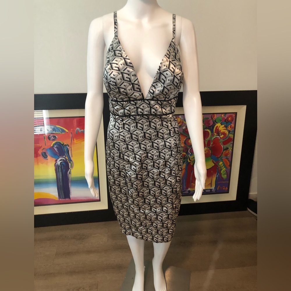 NWT Guess Sleek Plunge Dress